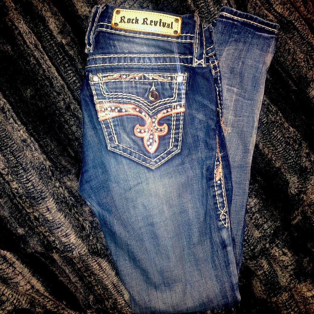 Rock Revival Skinny’s Sz 25. Fit larger then 25.